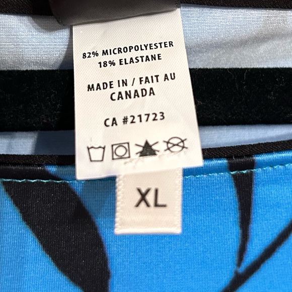 🇨🇦Miss Versa dress, size XL - Picture 3 of 4